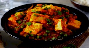 matar paneer